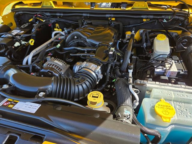 Used 2015 Jeep Wrangler Sport w/ Connectivity Group image 16