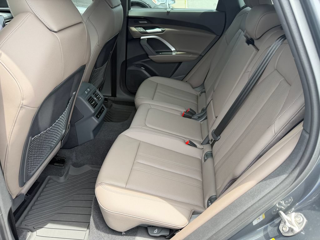 Certified 2025 Audi Q5 Prestige AWD/4WD image 22