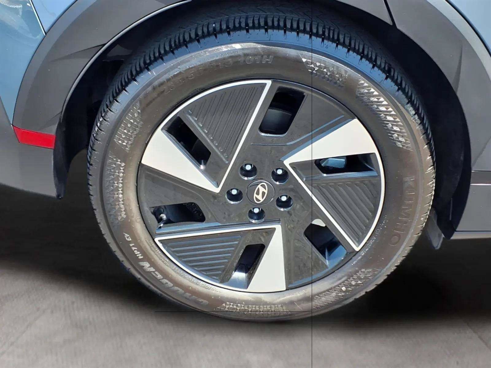 Certified 2026 Hyundai Ioniq 5 SEL RWD image 20