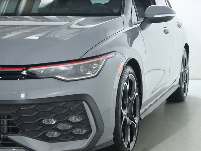 Used 2025 Volkswagen GTI Autobahn image 4