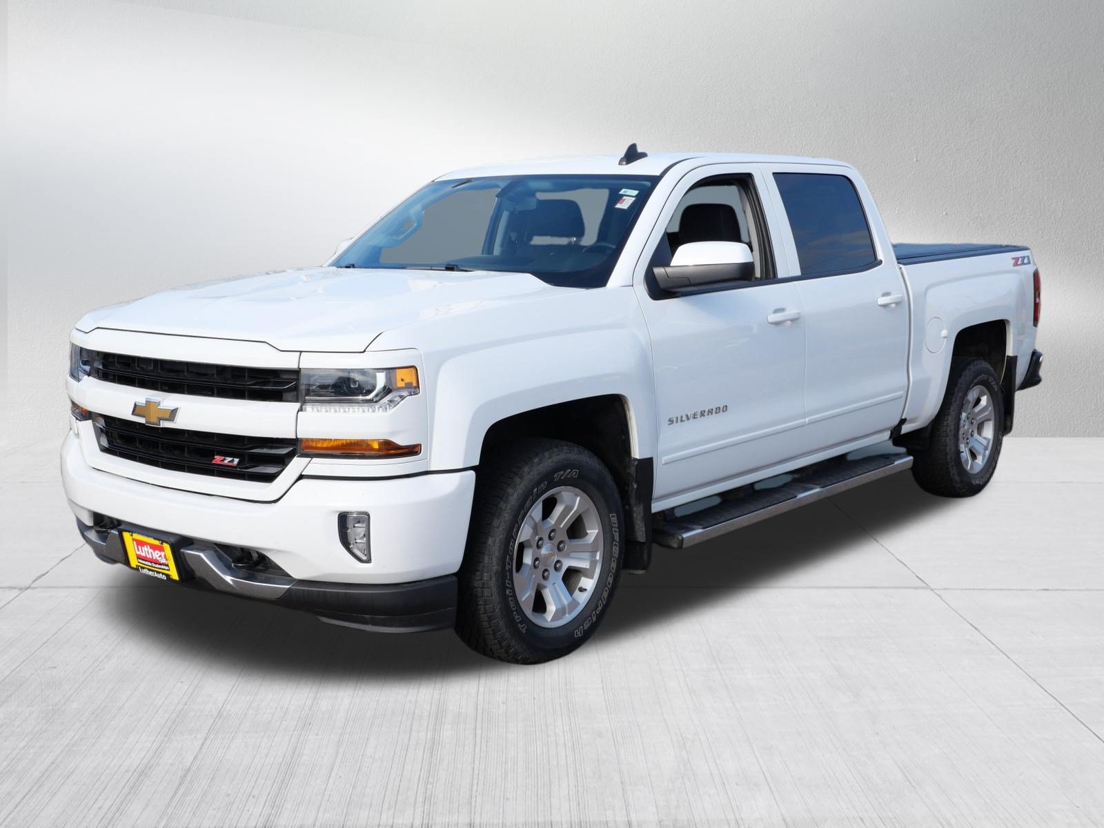 Used 2018 Chevrolet Silverado 1500 LT w/ All Star Edition AWD/4WD image 3