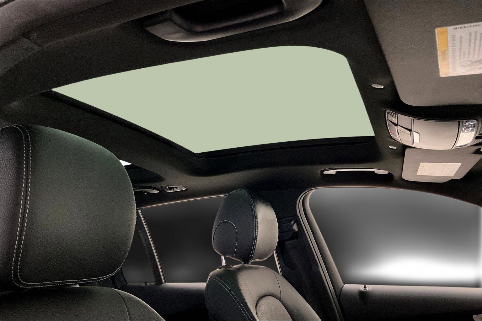 Used 2021 Mercedes-Benz GLC 300 4MATIC image 27