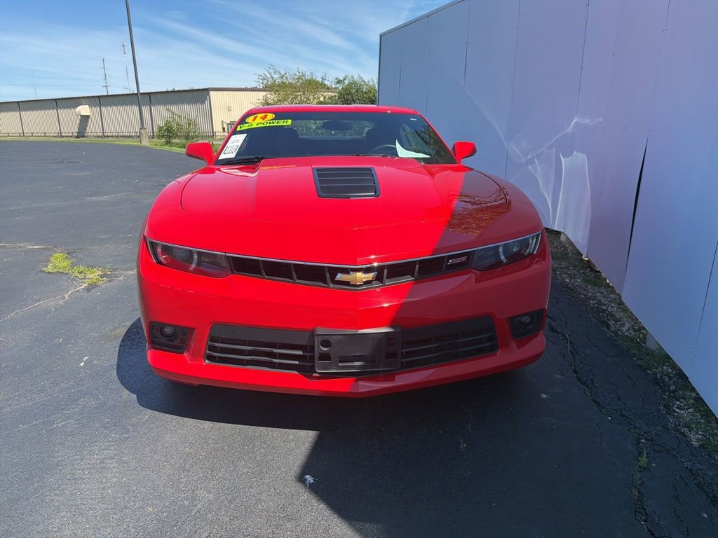 Used 2014 Chevrolet Camaro SS w/ RS Package RWD image 9