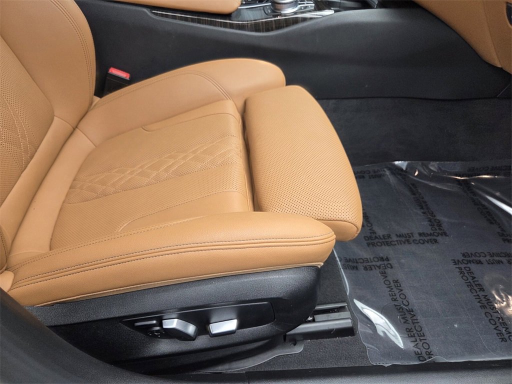 Used 2021 BMW 530i w/ Premium Package image 15