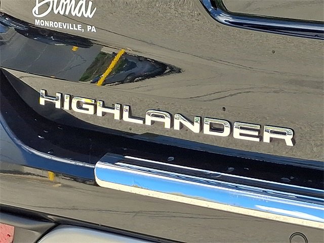 Used 2021 Toyota Highlander Platinum image 32