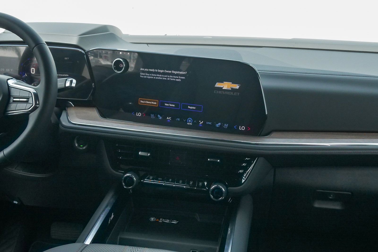 New 2026 Chevrolet Tahoe High Country w/ Sun And Tow Package AWD/4WD image 12