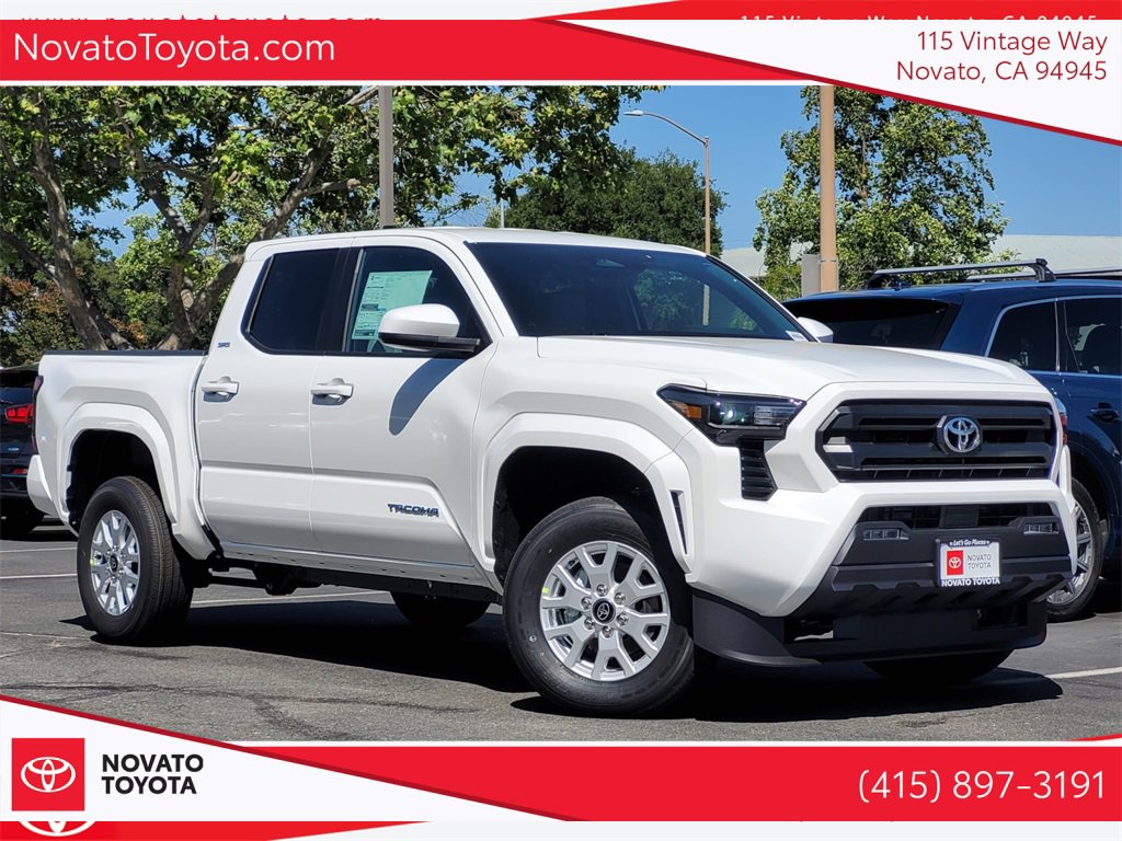 New 2025 Toyota Tacoma SR5
