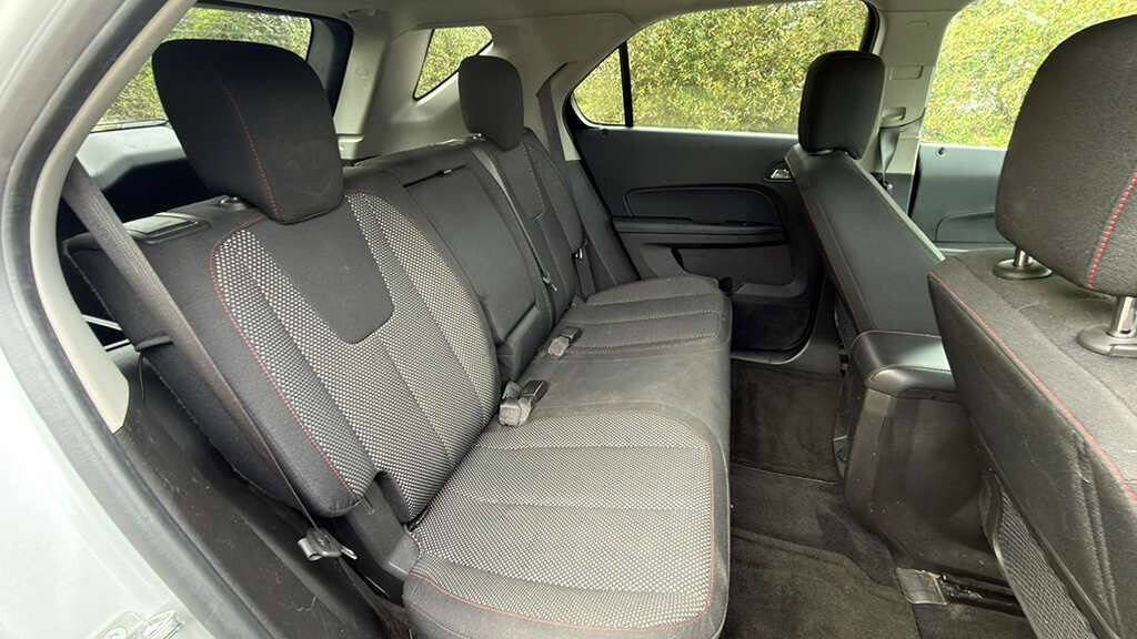 Used 2015 Chevrolet Equinox LT w/ Driver Convenience Package AWD/4WD image 30