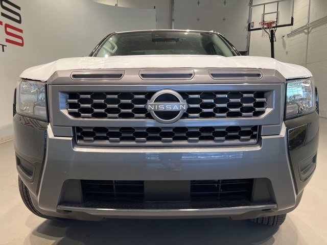 Used 2025 Nissan Frontier SV image 2