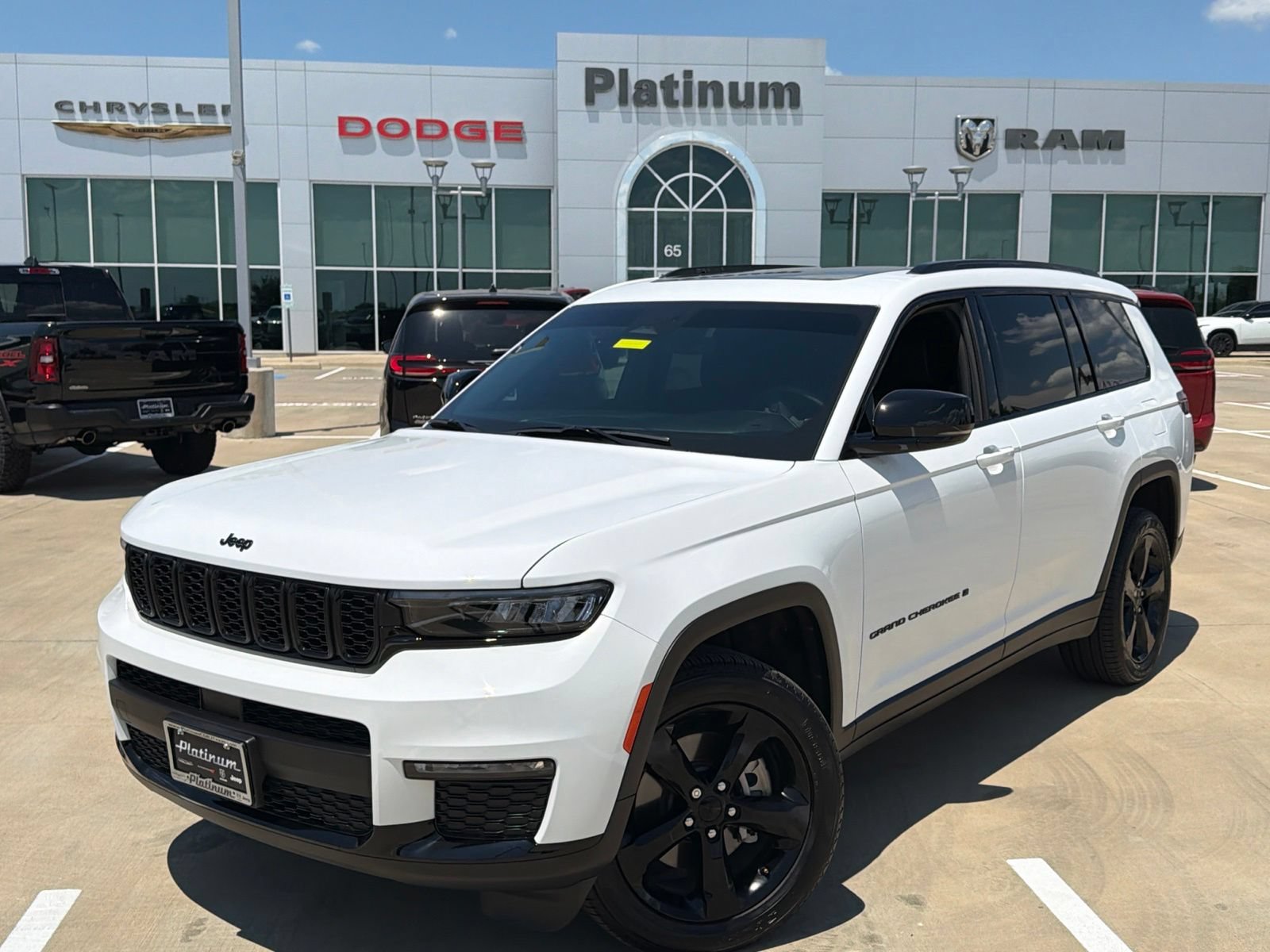 Used 2025 Jeep Grand Cherokee L Limited w/ Black Appearance Package