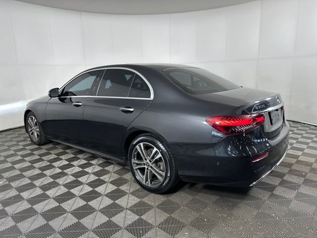 Used 2021 Mercedes-Benz E 350 4MATIC Sedan image 5
