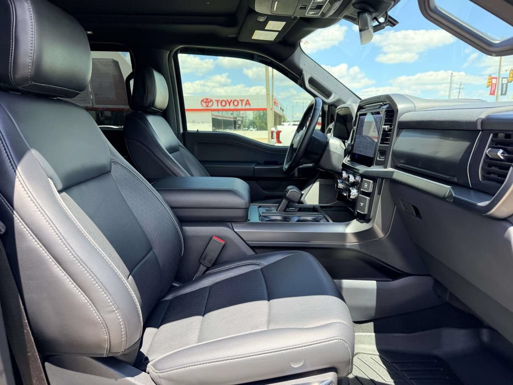 Used 2024 Ford F150 Lariat AWD/4WD image 14