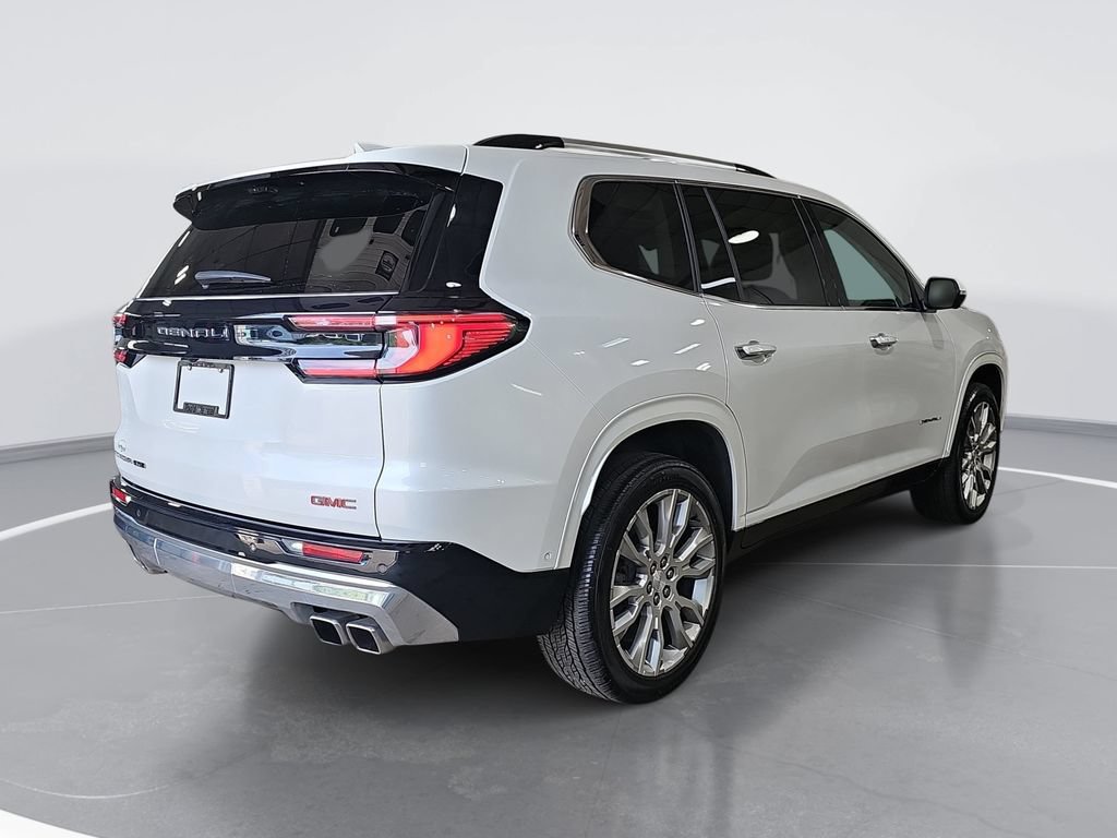 Certified 2024 GMC Acadia Denali w/ Super Cruise Package AWD/4WD image 3