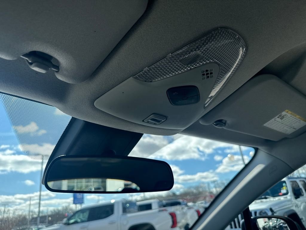 Used 2021 Toyota C-HR LE image 28