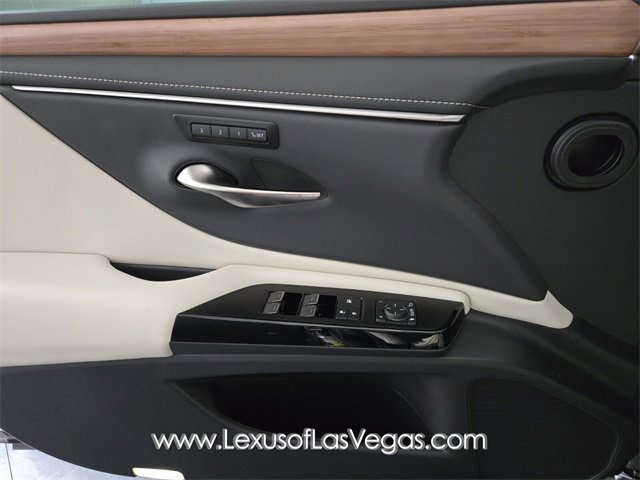 New 2025 Lexus ES 350 w/ Premium Package image 16