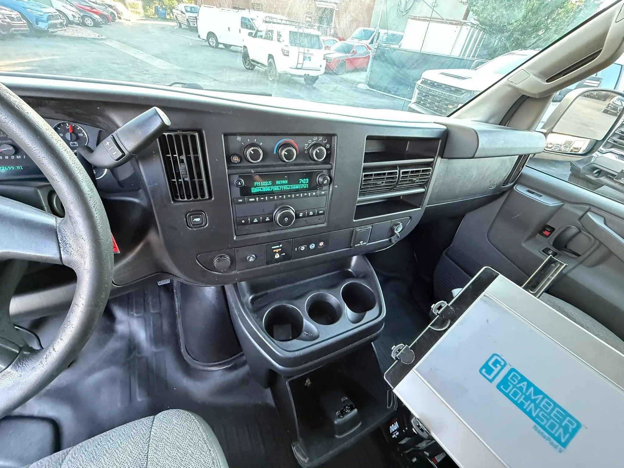Used 2021 Chevrolet Express 2500 RWD image 24