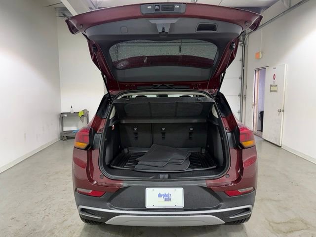 Used 2024 Buick Encore GX Preferred w/ Comfort Package AWD/4WD image 8