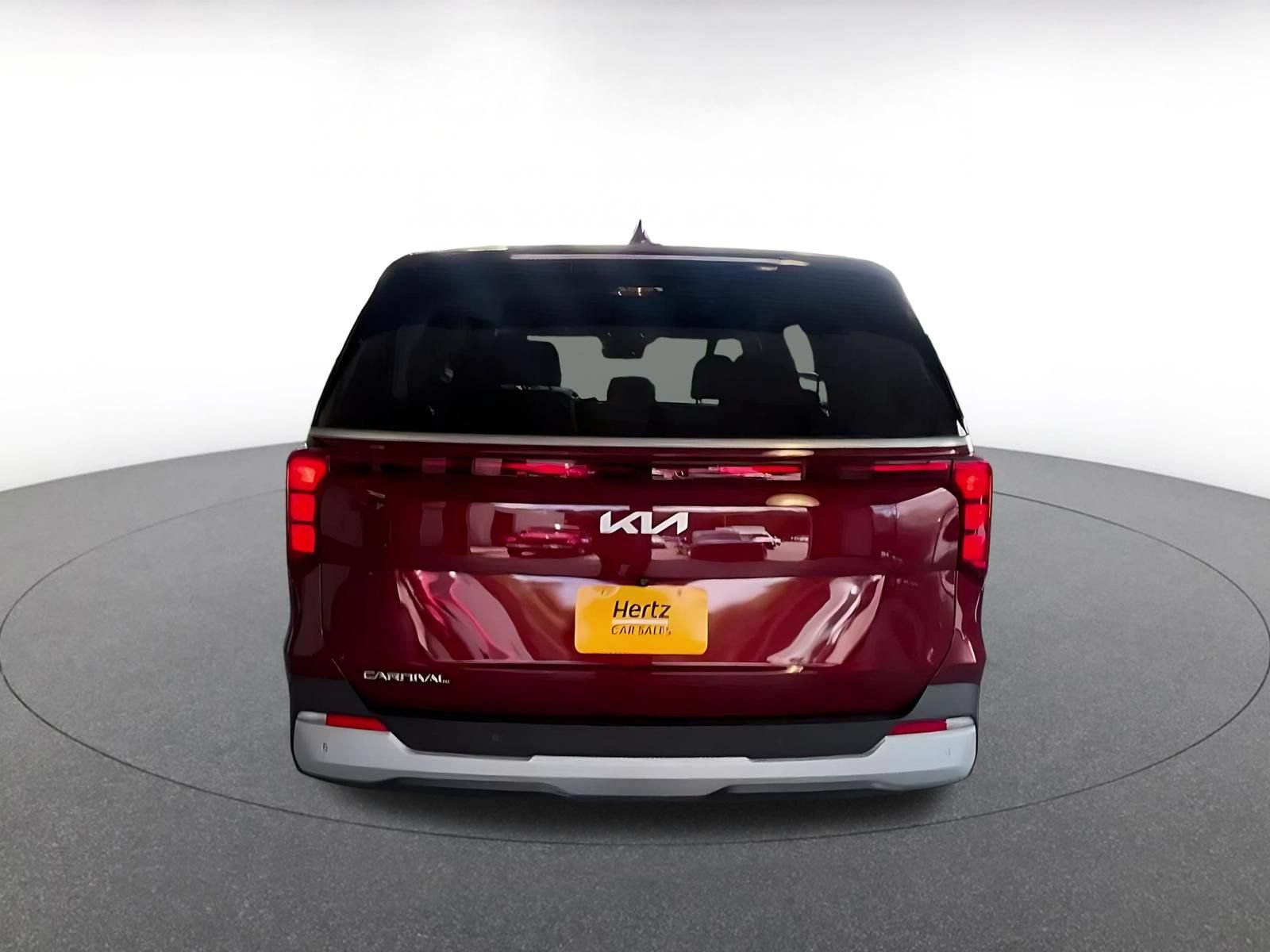Used 2026 Kia Carnival FWD image 10