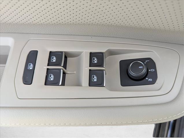 New 2026 Volkswagen Atlas SE FWD image 10