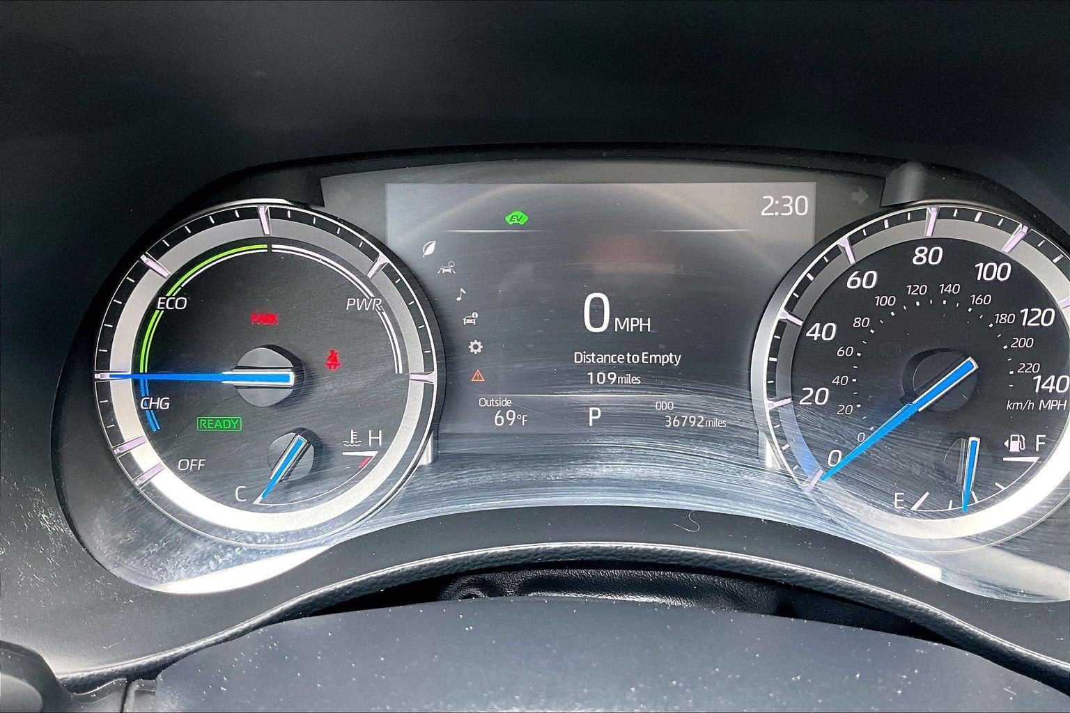 Used 2022 Toyota Highlander XLE AWD/4WD image 19