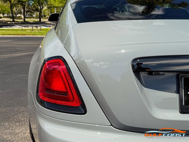 Used 2018 Rolls-Royce Wraith RWD image 55