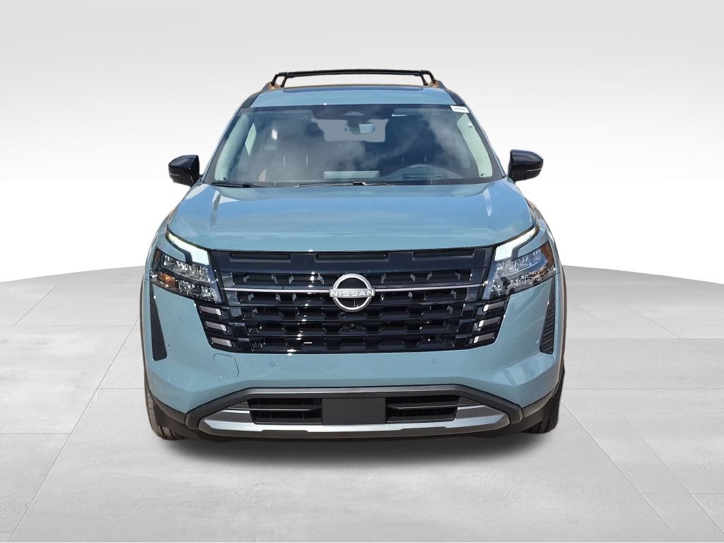 New 2026 Nissan Pathfinder Platinum AWD/4WD image 8