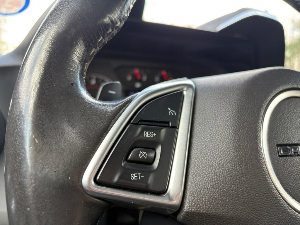 Used 2020 Chevrolet Camaro LT image 13