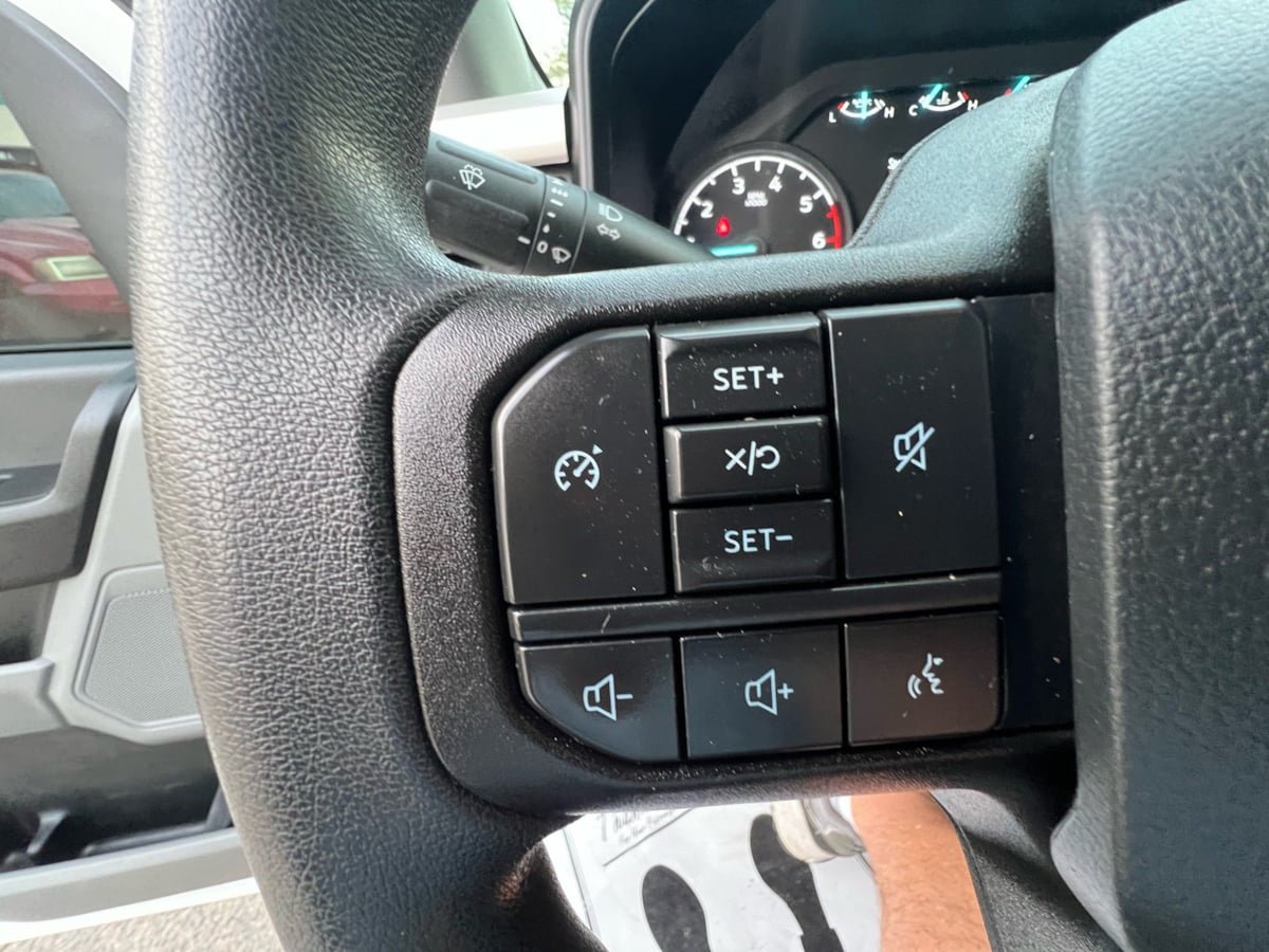 Used 2023 Ford F250 XL w/ FX4 Off-Road Package AWD/4WD image 28