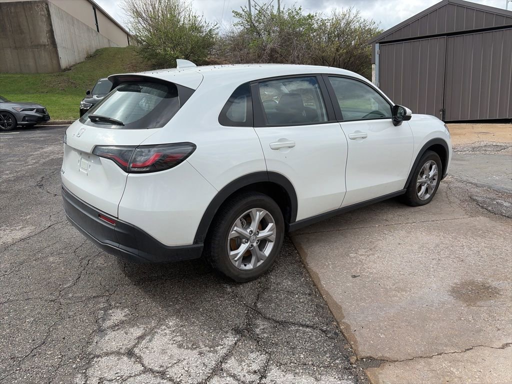 Used 2024 Honda HR-V LX image 5