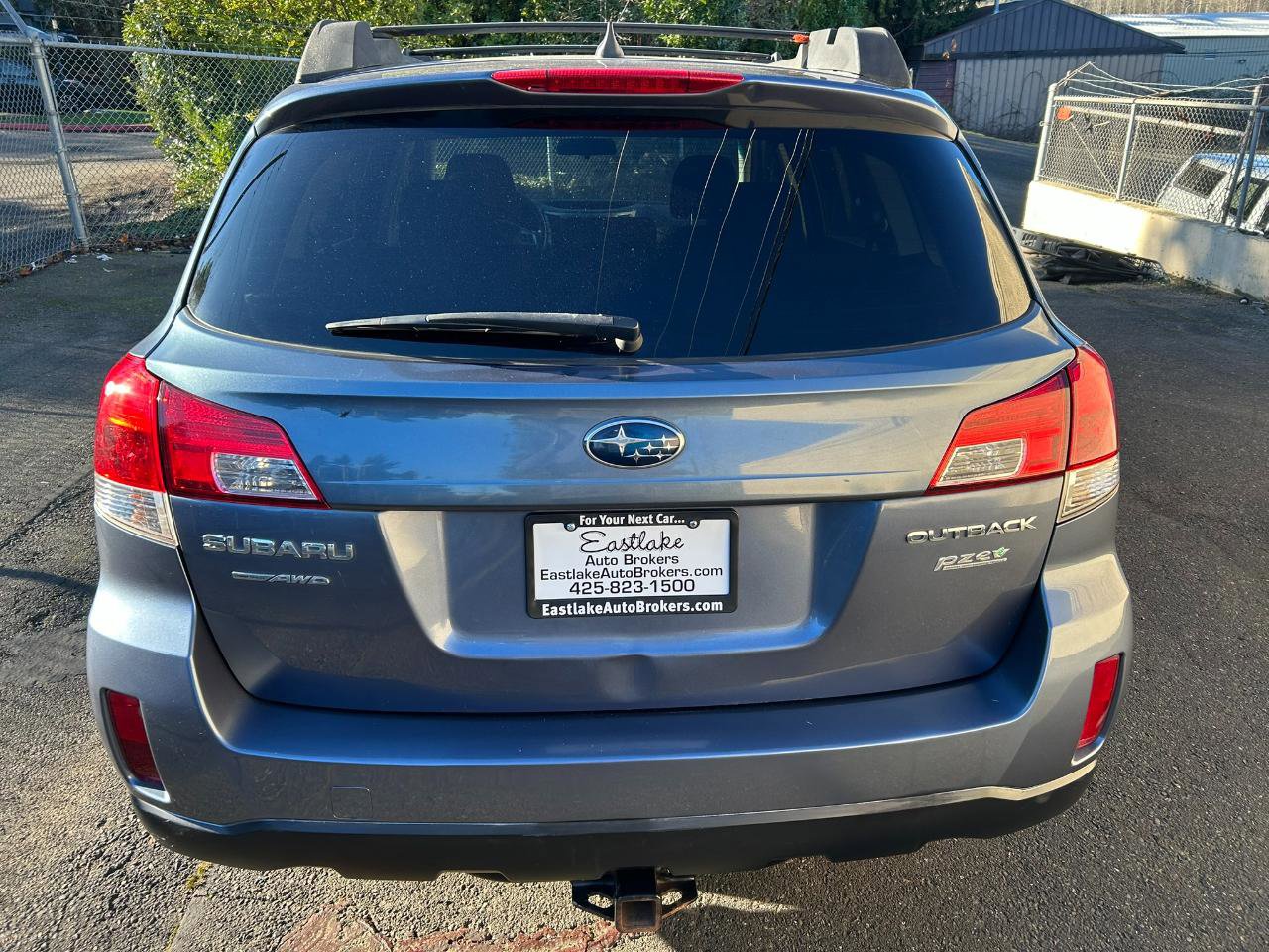 Used 2014 Subaru Outback 2.5i Premium AWD/4WD image 6