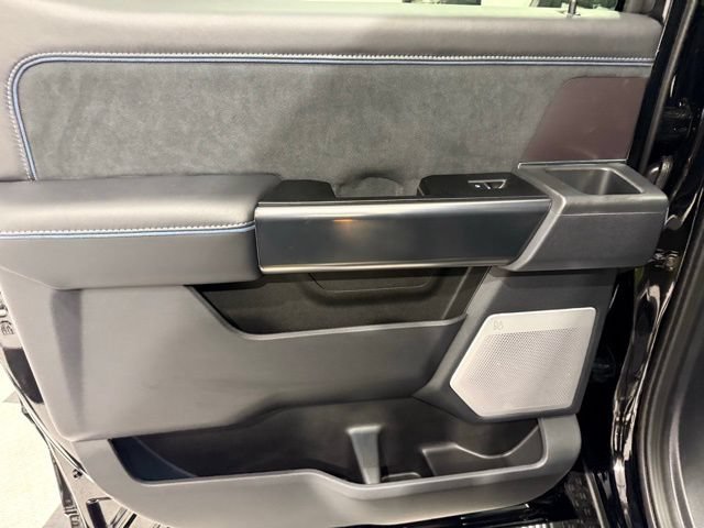 Used 2026 Ford F450 Platinum w/ FX4 Off-Road Package AWD/4WD image 19
