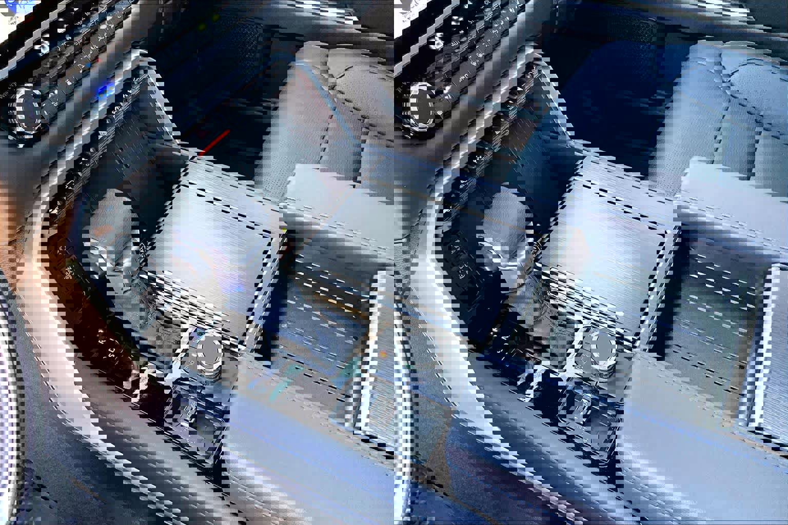 Used 2025 Toyota Tundra Platinum image 17