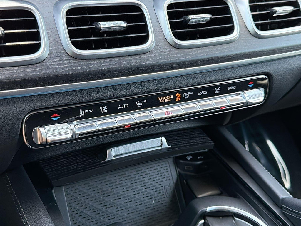 Used 2023 Mercedes-Benz GLS 580 4MATIC image 12