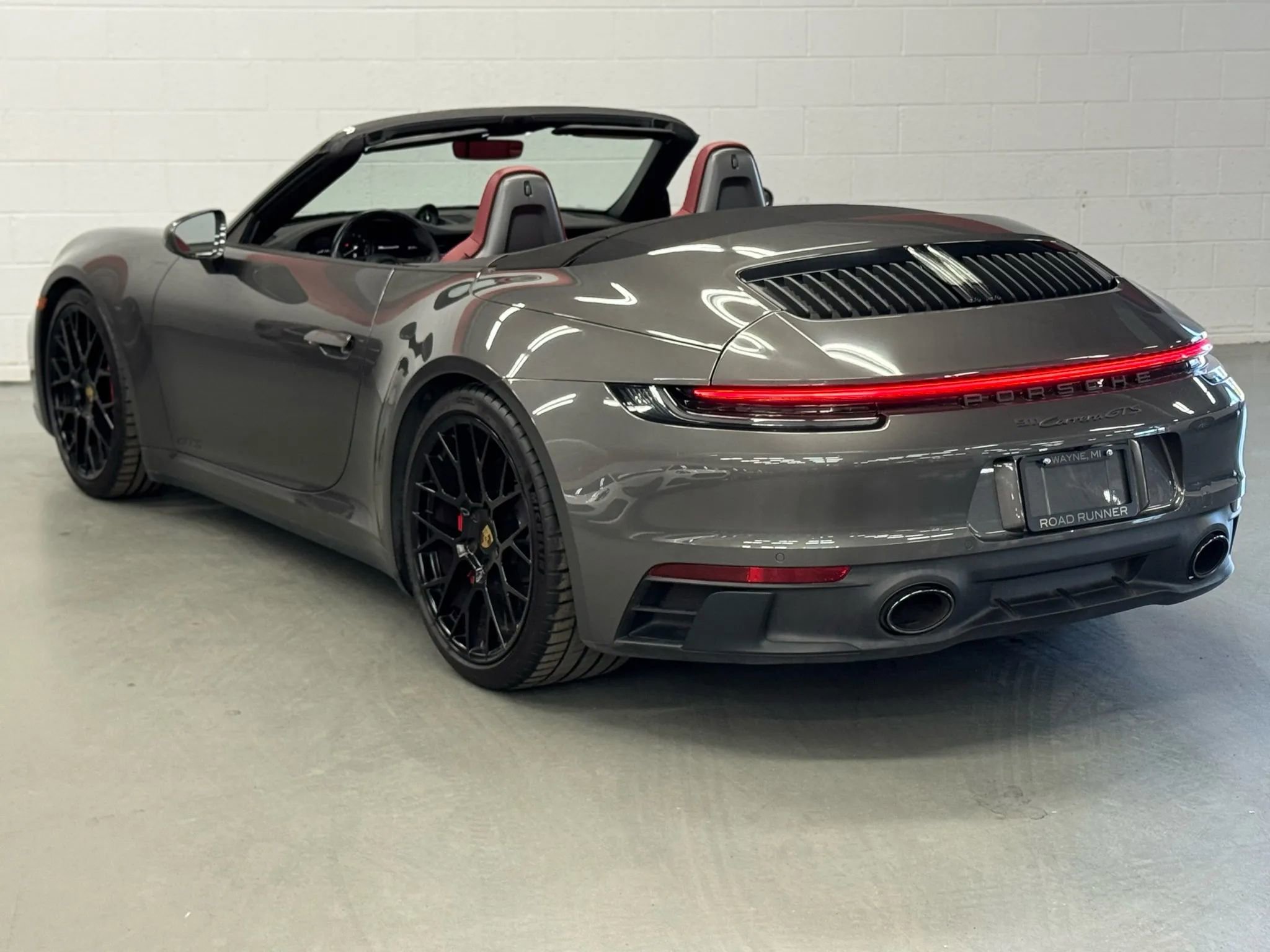 Used 2022 Porsche 911 Carrera GTS image 32
