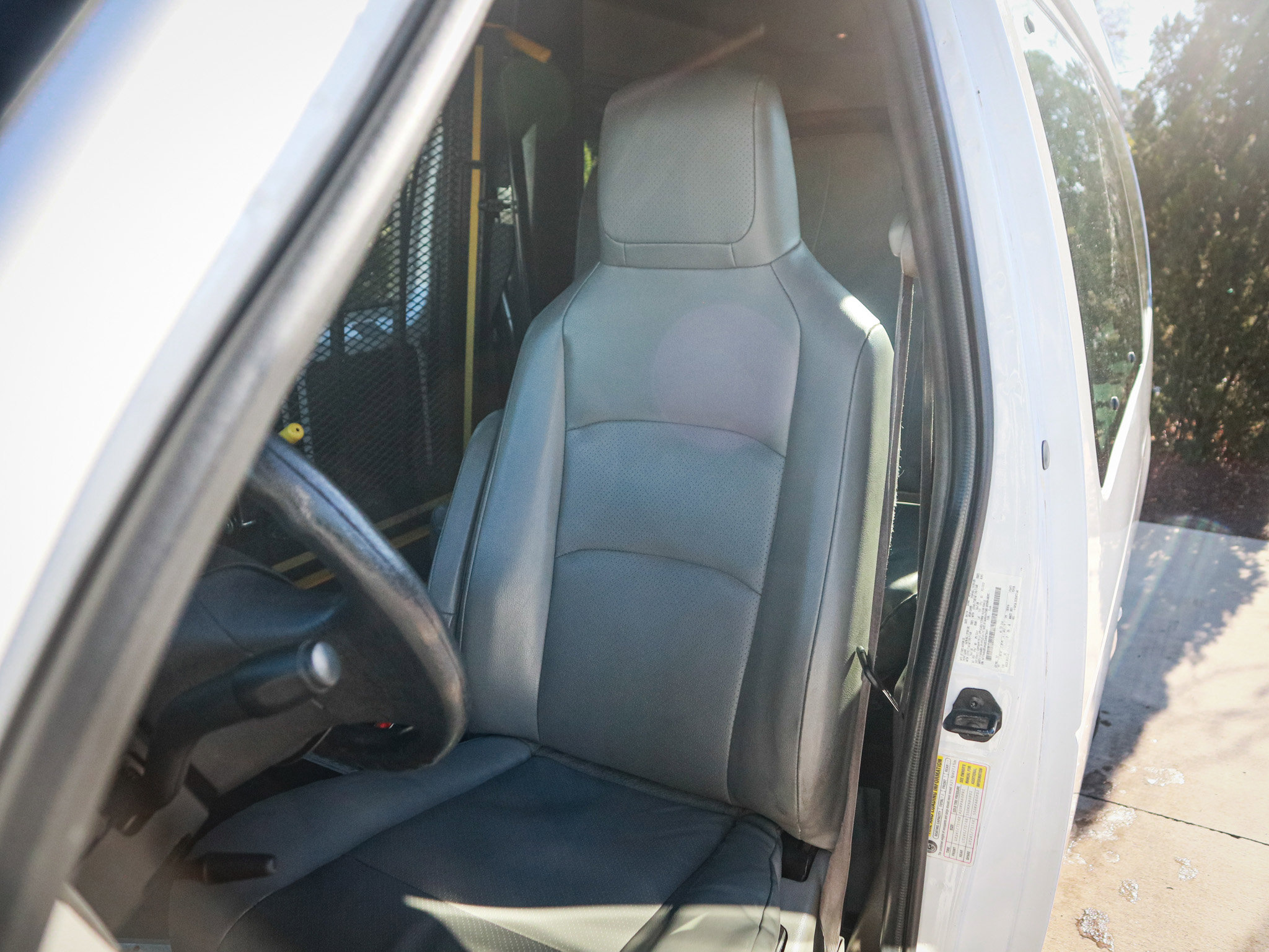 Used 2014 Ford E-250 and Econoline 250 Commercial Wheel Chair Accesib w/ Power Group image 16