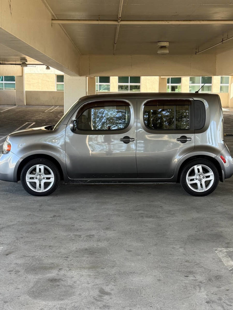 Used 2012 Nissan Cube 1.8 SL w/ Interior Designer Pkg image 3