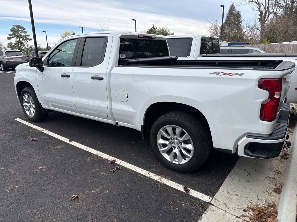 Used 2021 Chevrolet Silverado 1500 Custom image 5