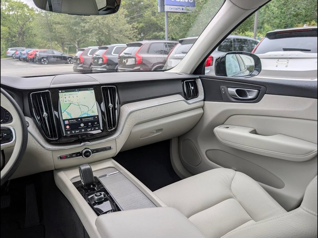 Certified 2024 Volvo XC60 B5 Plus w/ Protection Package Premier AWD/4WD image 13