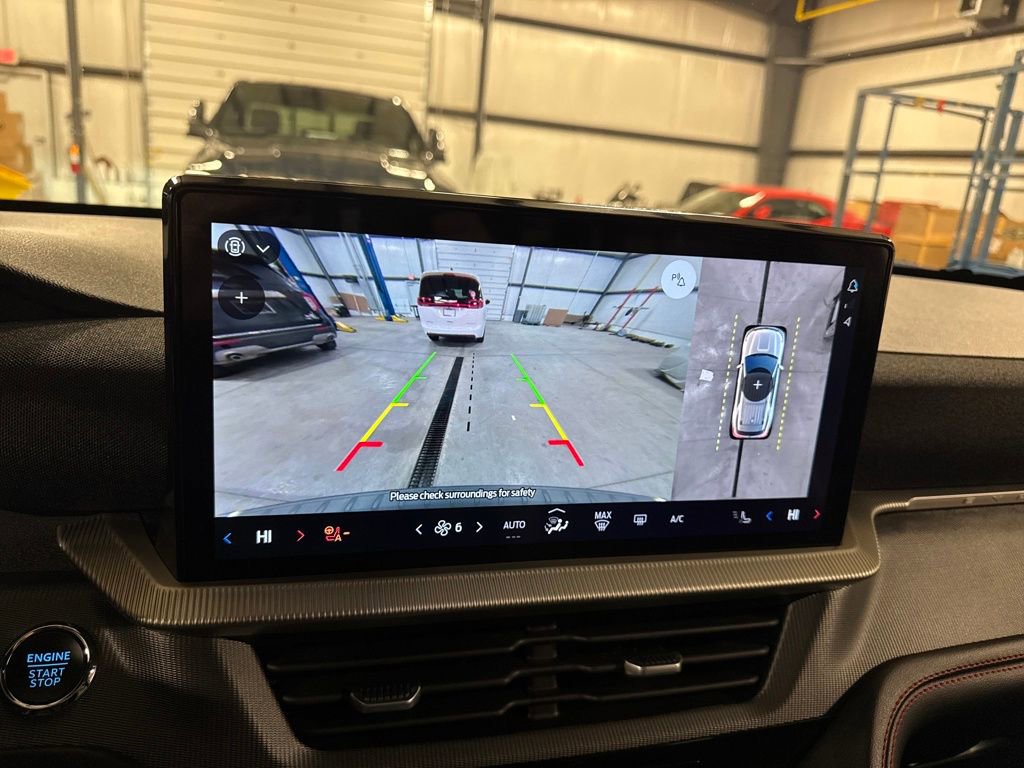 Used 2025 Ford Explorer ST-Line w/ ST-Line Street Pack image 22