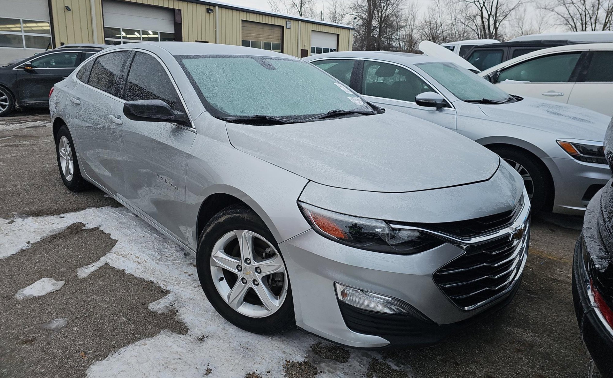 Used 2020 Chevrolet Malibu LS image 3