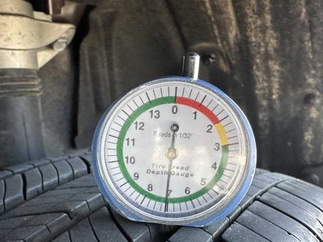 Used 2024 Toyota RAV4 LE image 3