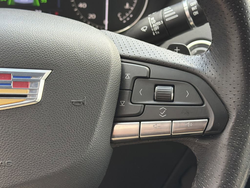 Certified 2023 Cadillac XT4 Sport image 28