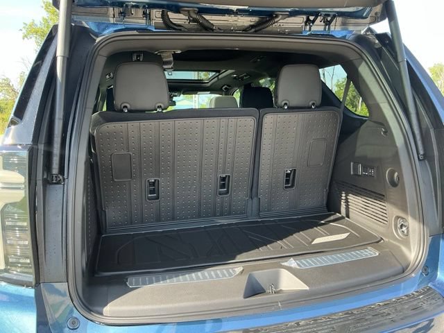New 2026 Chevrolet Tahoe Premier w/ Sun And Tow Package AWD/4WD image 11