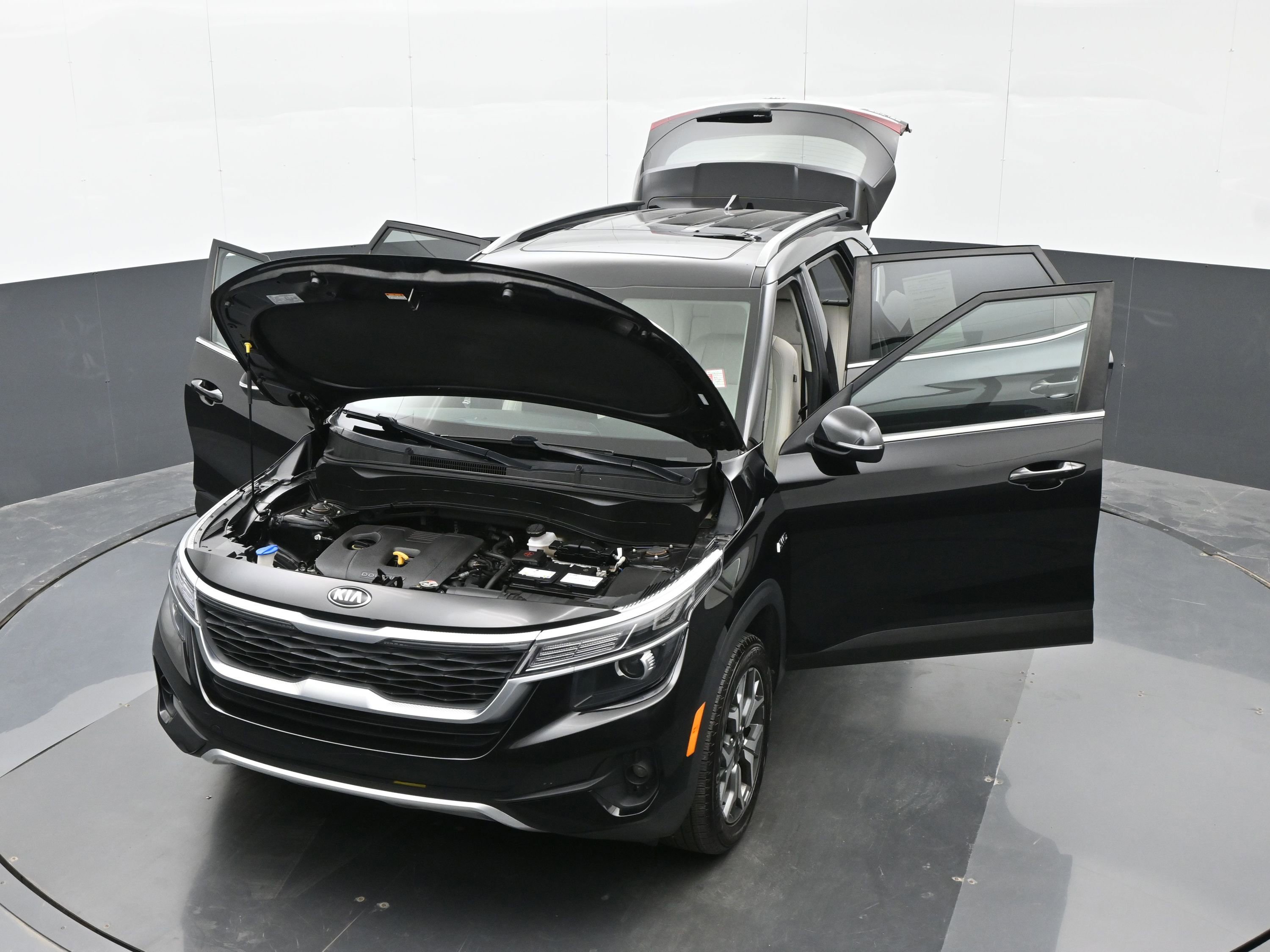 Used 2021 Kia Seltos EX AWD/4WD image 47