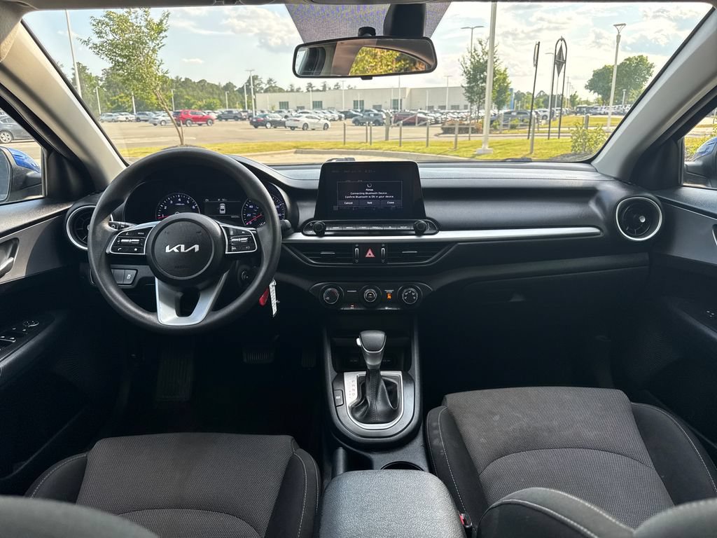 Used 2023 Kia Forte LXS w/ LXS Technology Package FWD image 16