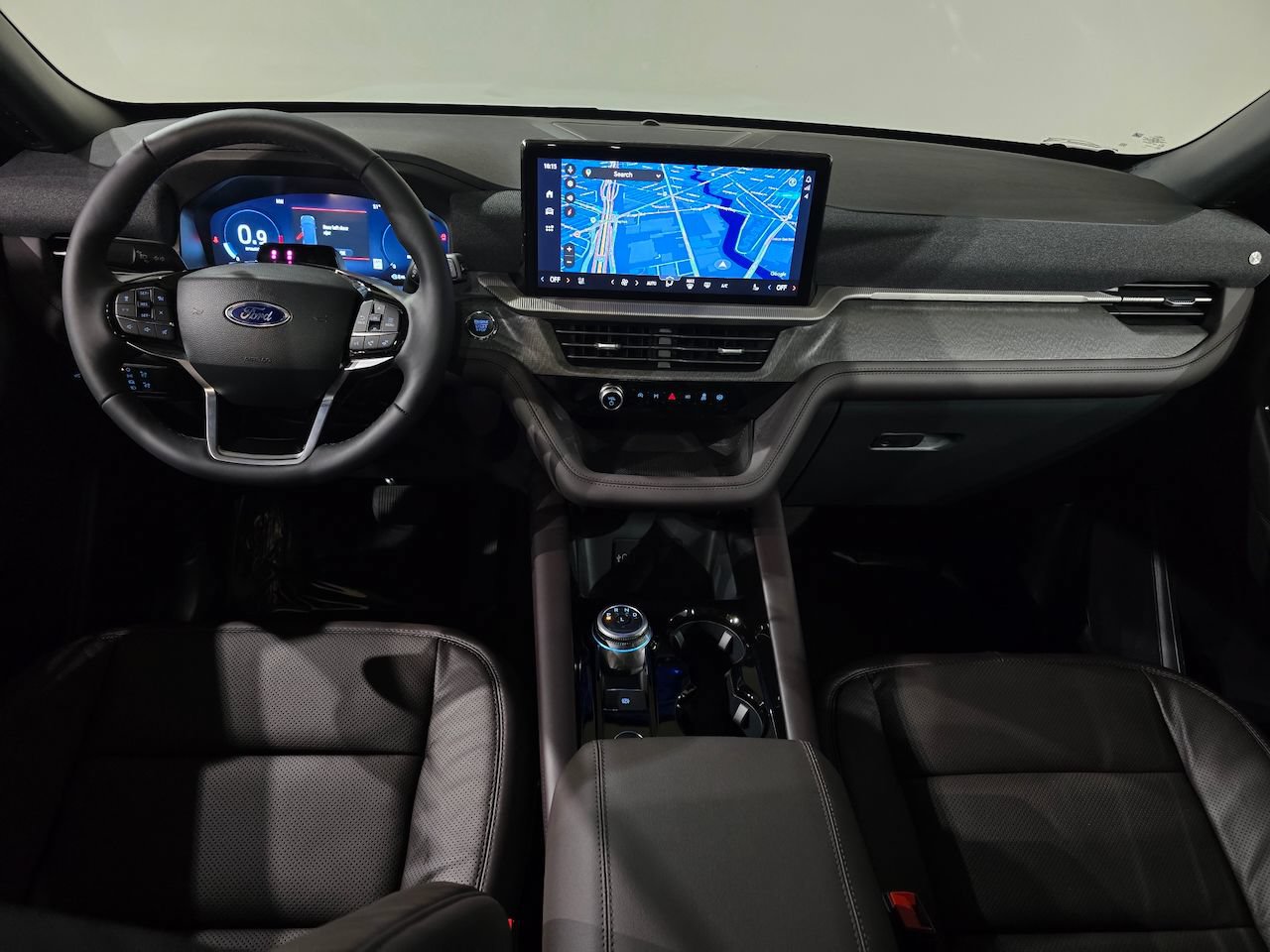 New 2026 Ford Explorer Platinum w/ LUX Leather Package AWD/4WD image 37