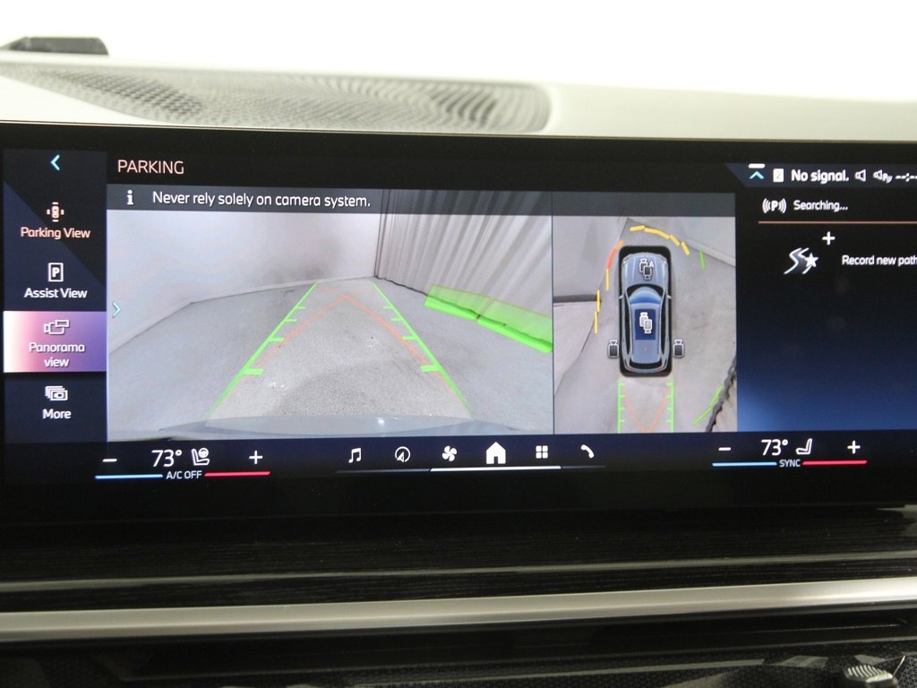 Certified 2024 BMW X5 xDrive50e w/ M Sport Package image 15