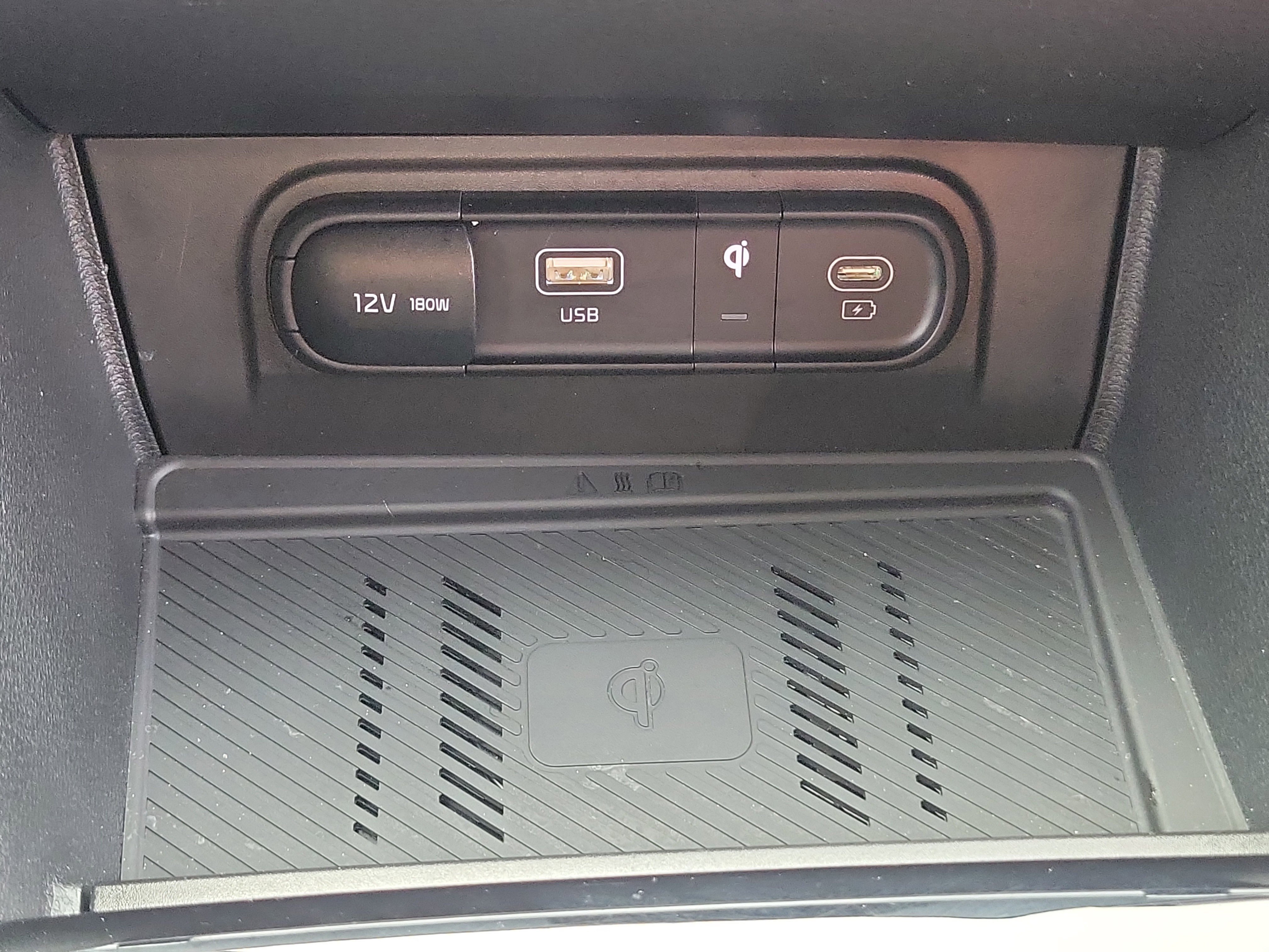 Used 2024 Kia Sportage SX image 27