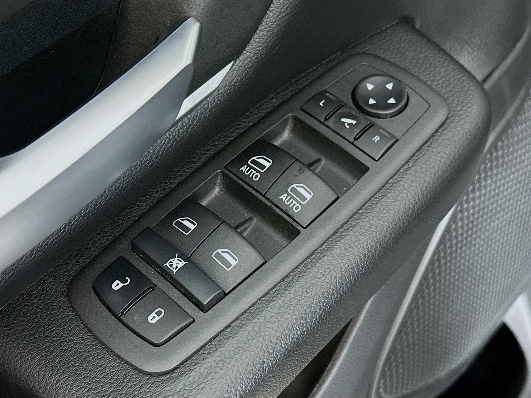 Used 2022 RAM 1500 Big Horn AWD/4WD image 17