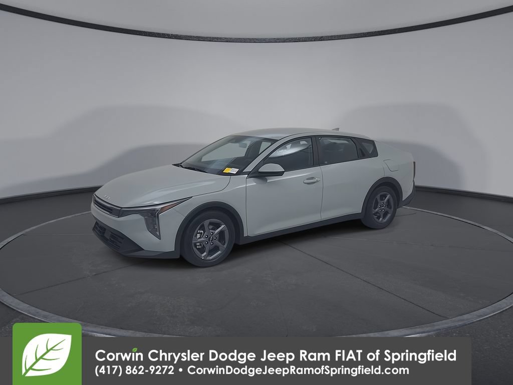 Used 2025 Kia K4 FWD image 9